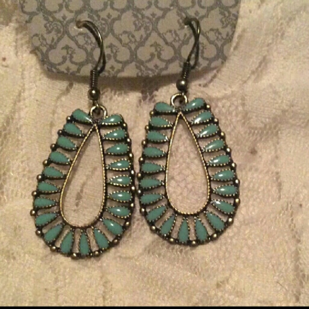 NWT! Turquoise Earrings